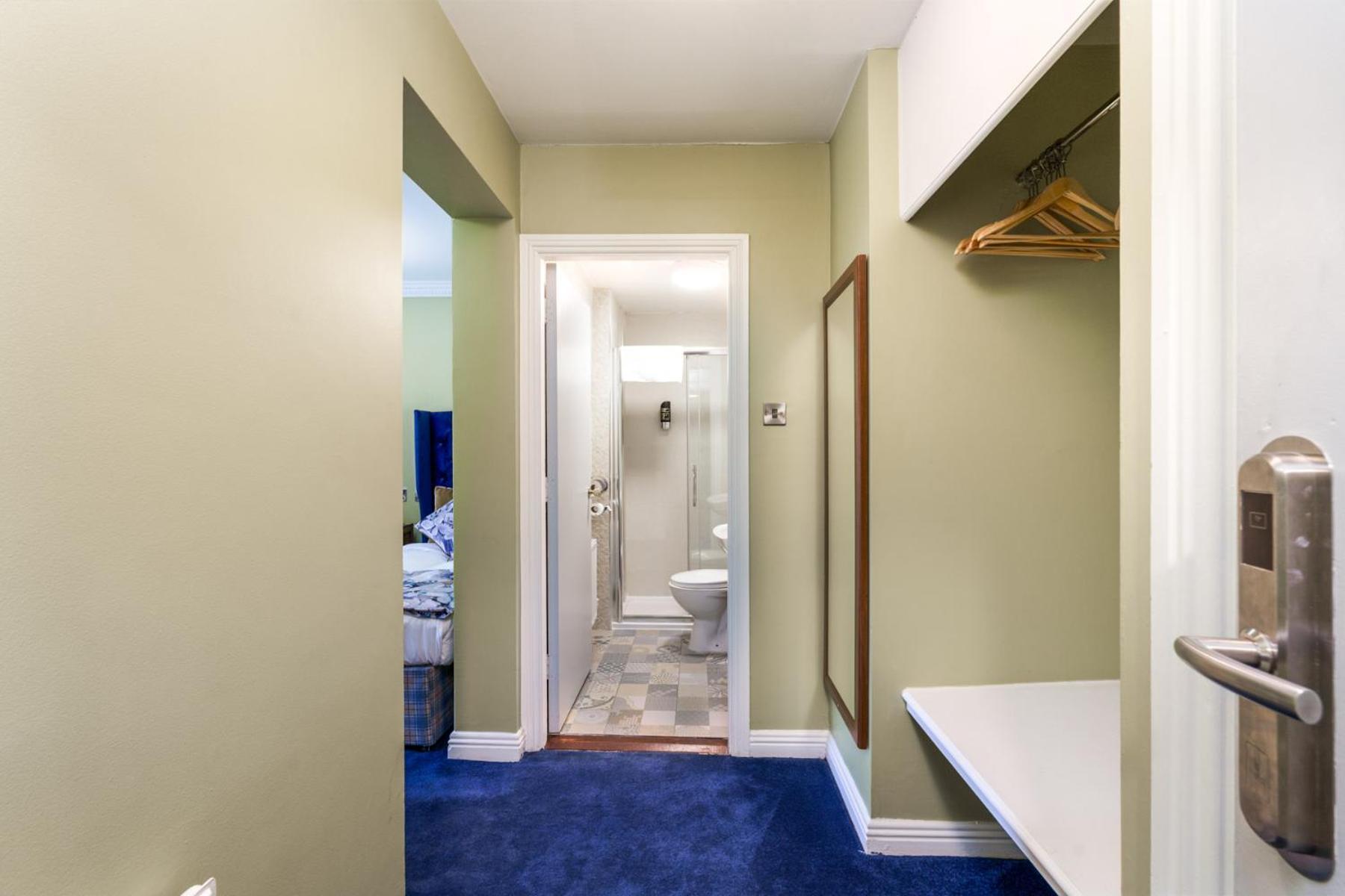 Troysgate House 3*